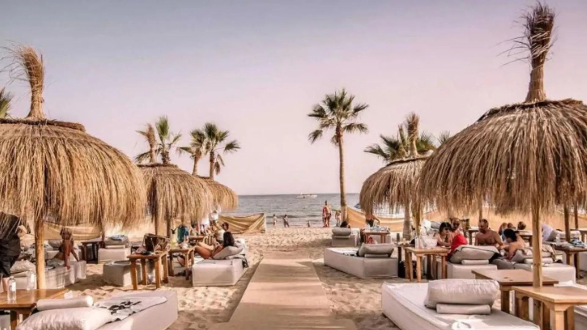 Marbella Beachfront- Apartamento Junto A La Playa Y Con Impresionantes Vistas Al Mar Apartament
